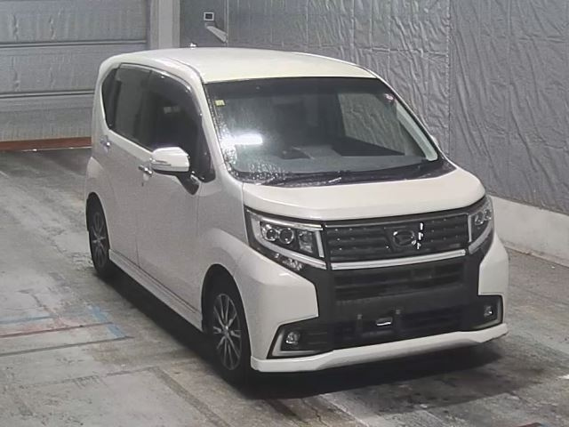 DAIHATSU MOVE 2014