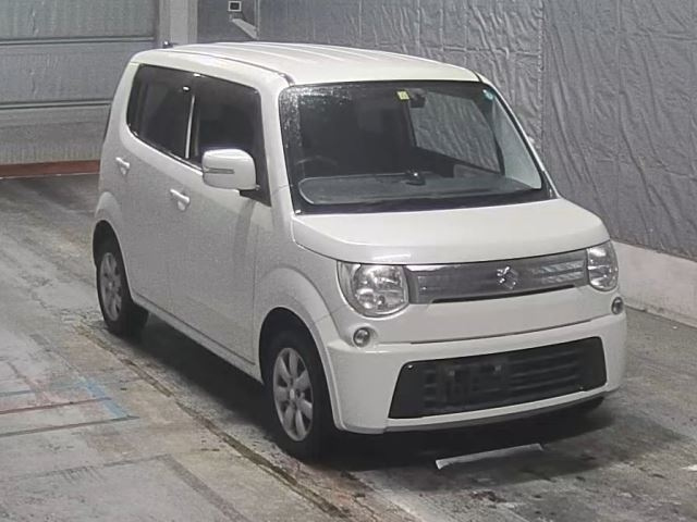 SUZUKI MRWAGON 2011