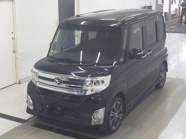 DAIHATSU TANTO 2015