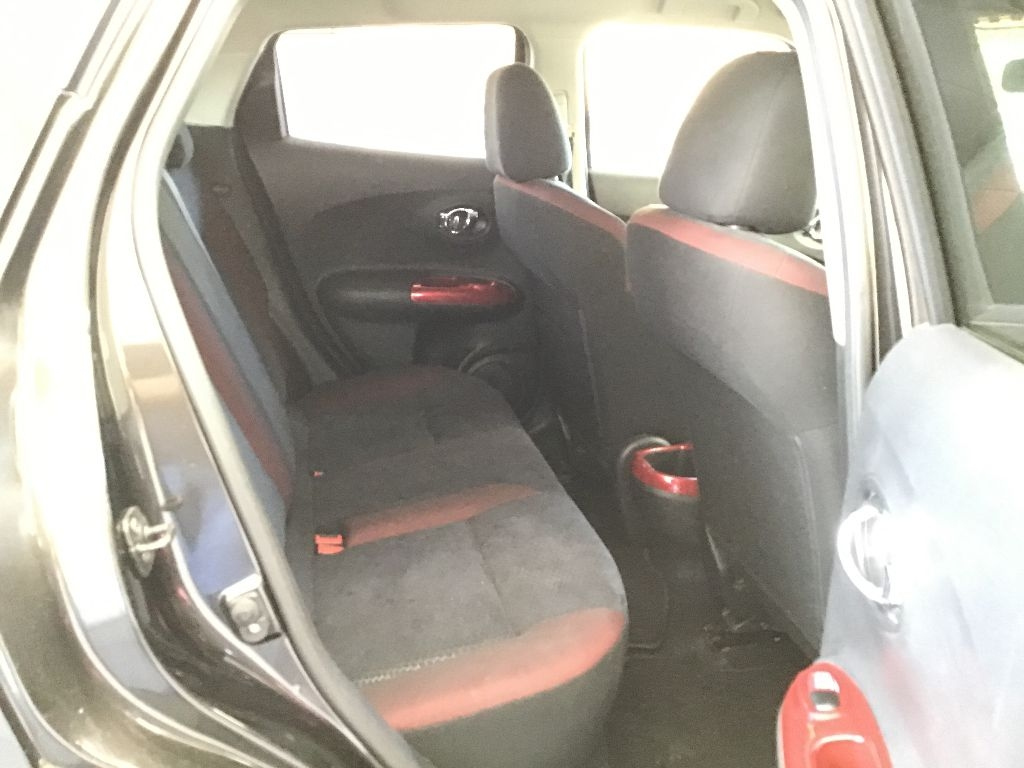 NISSAN JUKE 2010