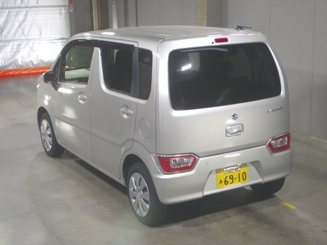 SUZUKI WAGON R 2023