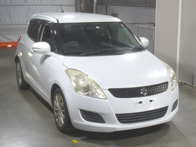 SUZUKI SWIFT 2013