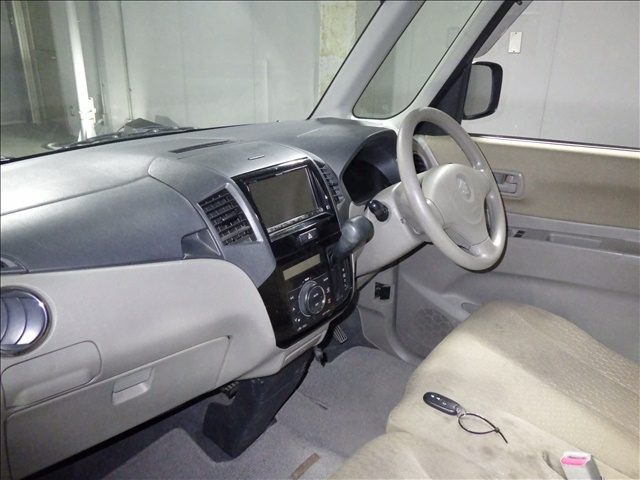 SUZUKI PALETTE 2011