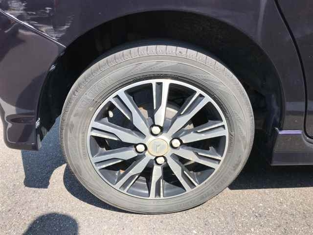 DAIHATSU TANTO 2015