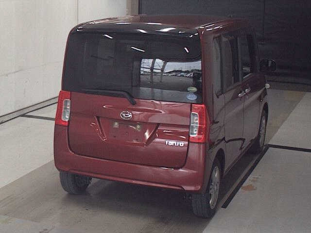 DAIHATSU TANTO 2015