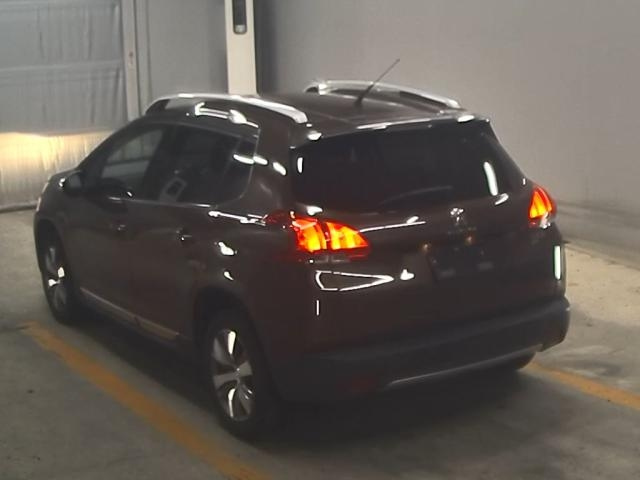 PEUGEOT 2008 2015