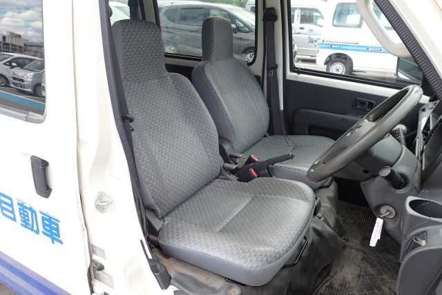 DAIHATSU HIJET VAN 2010