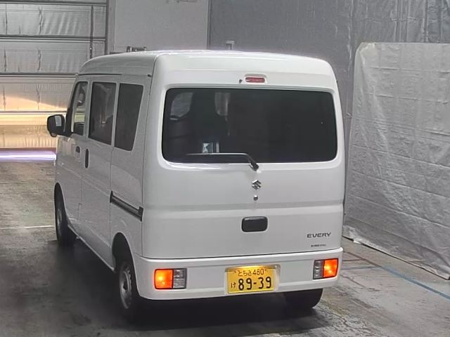 SUZUKI EVERY 2023