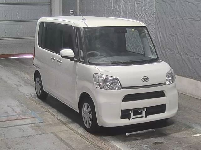 DAIHATSU TANTO 2019