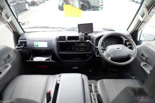 MAZDA BONGO VAN 2011