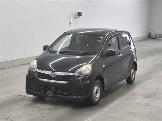 DAIHATSU MIRA E S 2013