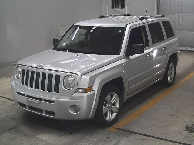 CHRYSLER JEEP PATRIOT 2011