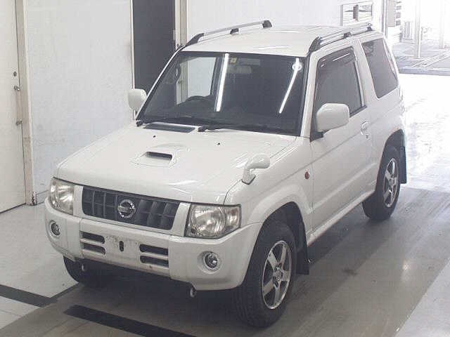 NISSAN KIX 2011