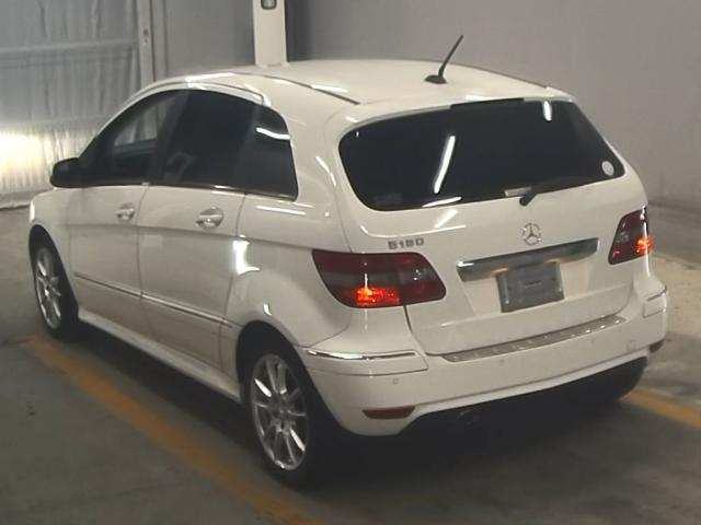 MERCEDES BENZ B CLASS 2011