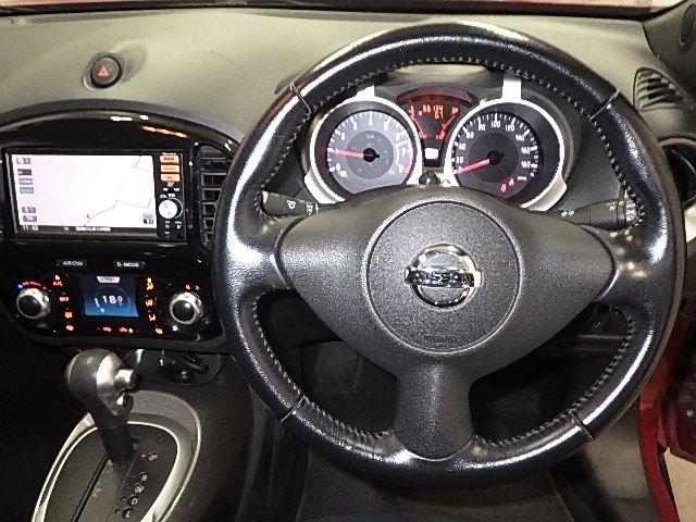 NISSAN JUKE 2015
