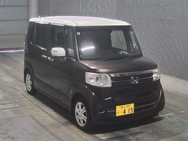 HONDA N BOX 2015