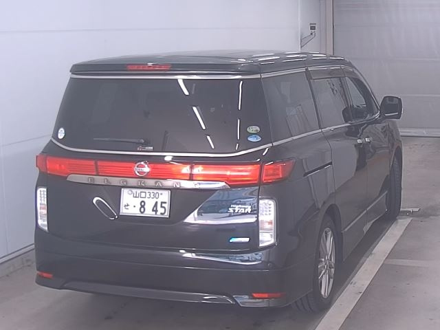 NISSAN ELGRAND 2011