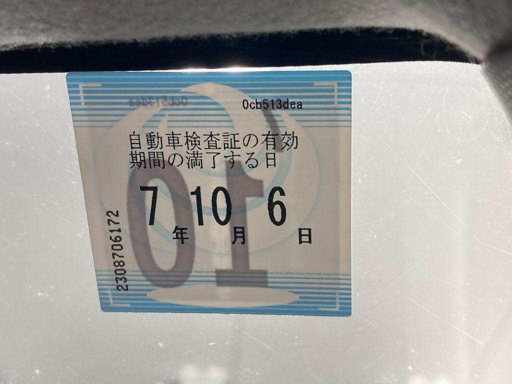 TOYOTA NOAH 2010