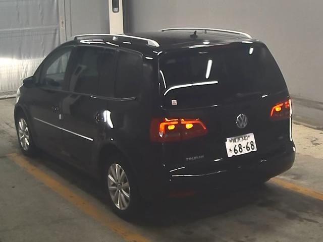 VOLKSWAGEN GOLF TOURAN 2011