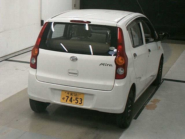 DAIHATSU MIRA 2012
