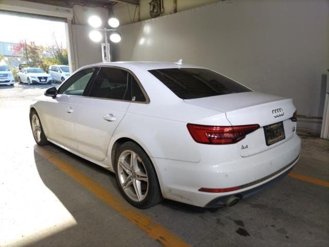 AUDI A4 2016