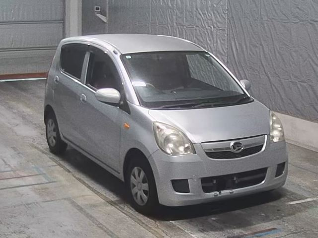 DAIHATSU MIRA 2011