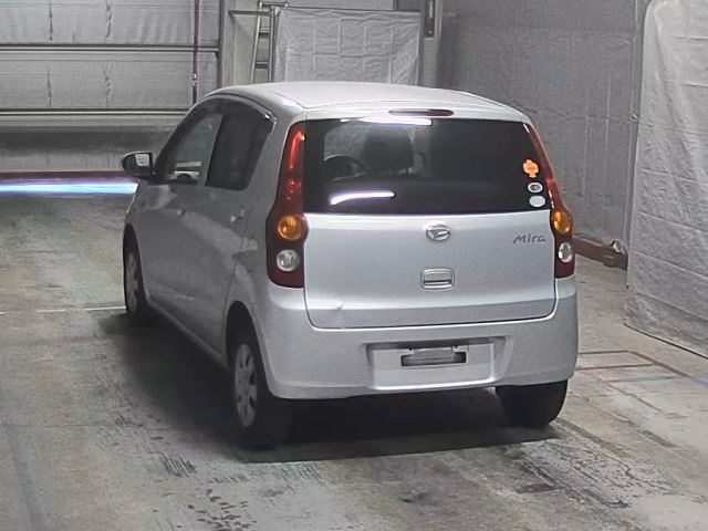 DAIHATSU MIRA 2011