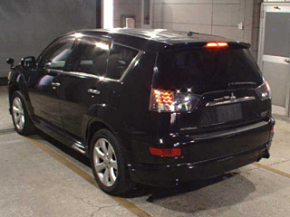 Заказать MITSUBISHI OUTLANDER