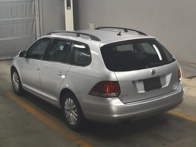 VOLKSWAGEN GOLF VARIANT 2010