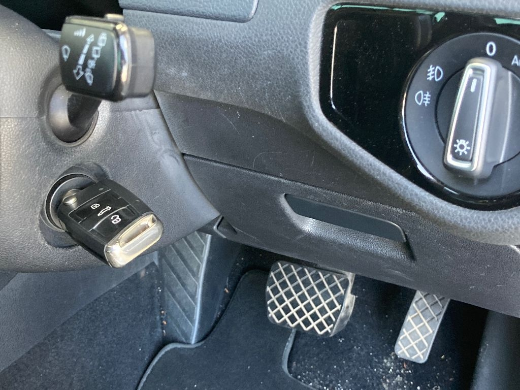 VOLKSWAGEN GOLF VARIANT 2014