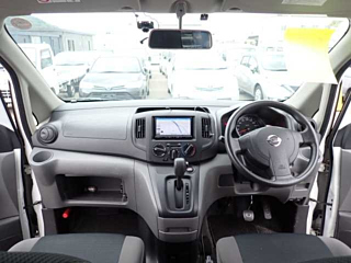 NISSAN NV200 2018