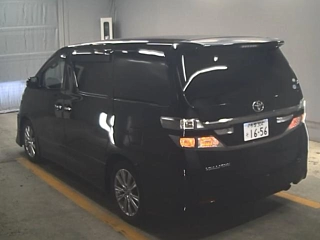 TOYOTA VELLFIRE 2013