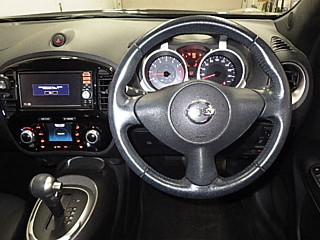 NISSAN JUKE 2015