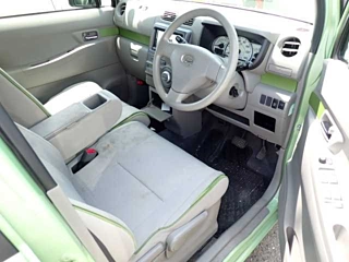 DAIHATSU MOVE CONTE 2016