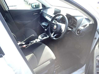 MAZDA DEMIO 2019