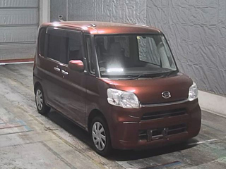 DAIHATSU TANTO 2014