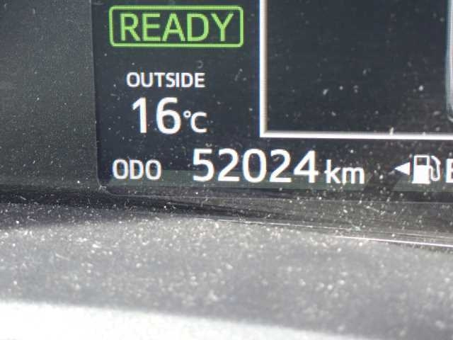 TOYOTA COROLLA FIELDER 2016