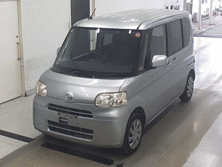 DAIHATSU TANTO 2012