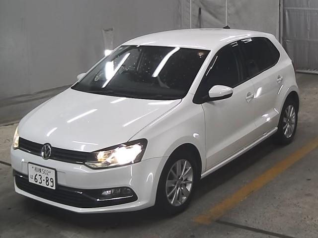 VOLKSWAGEN POLO 2015