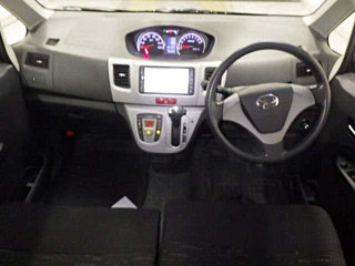DAIHATSU MOVE 2011
