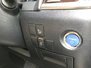 TOYOTA VELLFIRE 2017