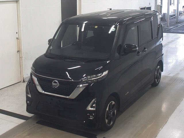 NISSAN ROOX 2022
