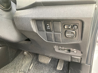 TOYOTA PRIUS 2014