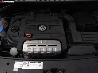 VOLKSWAGEN GOLF TOURAN 2012