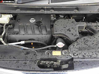 NISSAN SERENA 2010