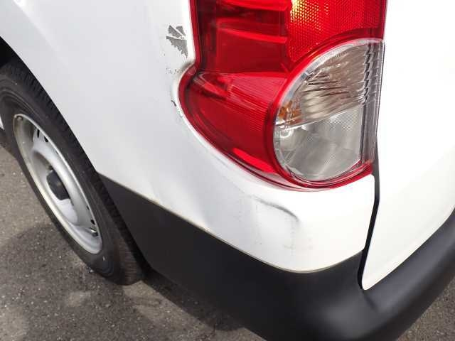 NISSAN NV200 2018