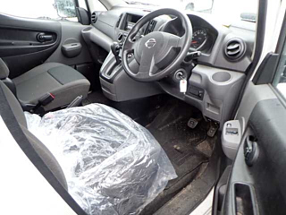 NISSAN NV200 2018