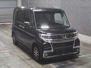 DAIHATSU TANTO 2018