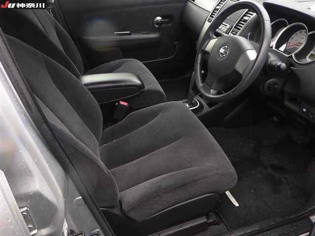 NISSAN TIIDA LATIO 2012