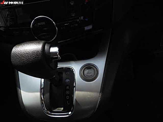 NISSAN SERENA 2013
